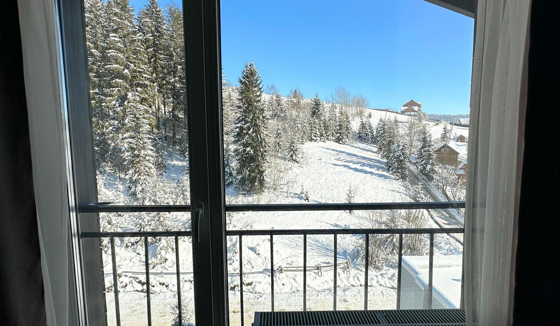 Loft Hotel Bukovel Bagian luar foto