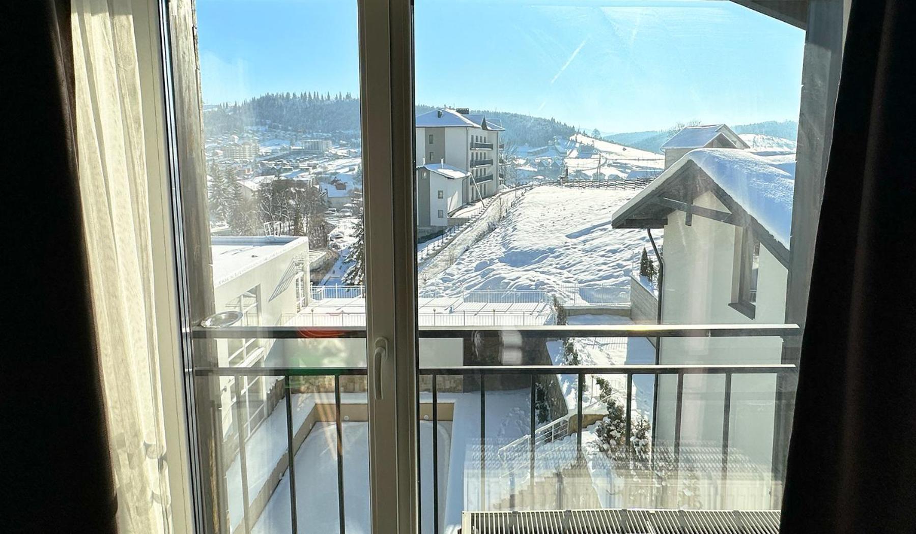 Loft Hotel Bukovel Bagian luar foto